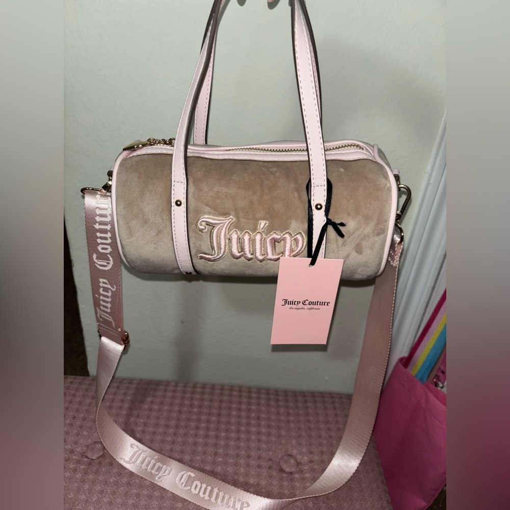 New never used juicy couture queen of everything mini barrel bag